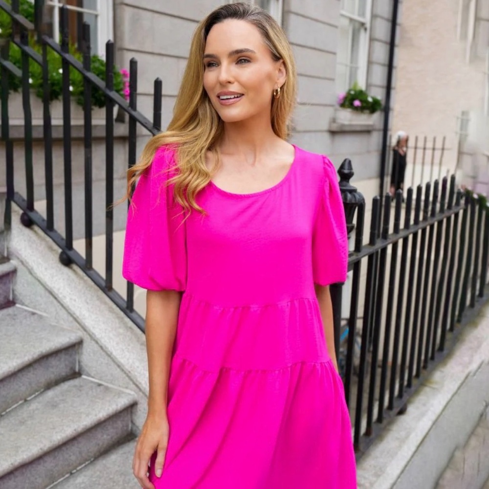 DKNY Pink Tiered Midi Dress Puff Sleeve‎ | Size 6 | Bright Statement Dress